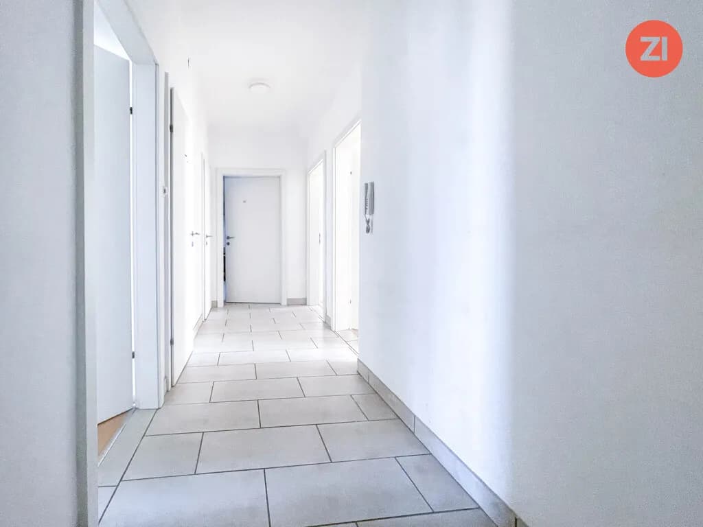 5- Zimmer Wohnung mit Küche in Urfahr - WG geeignet!