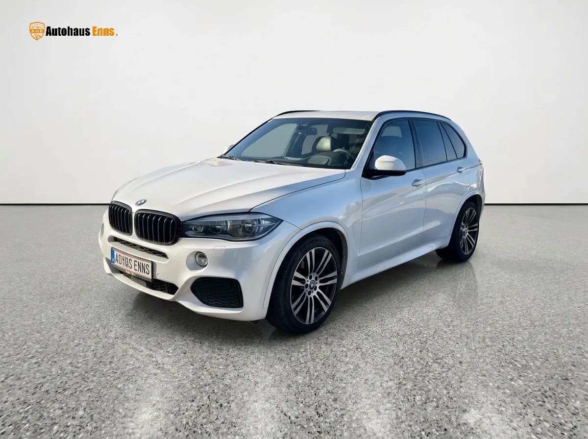 BMW Panorama / Leder / Automatik / Navigation / 313 PS