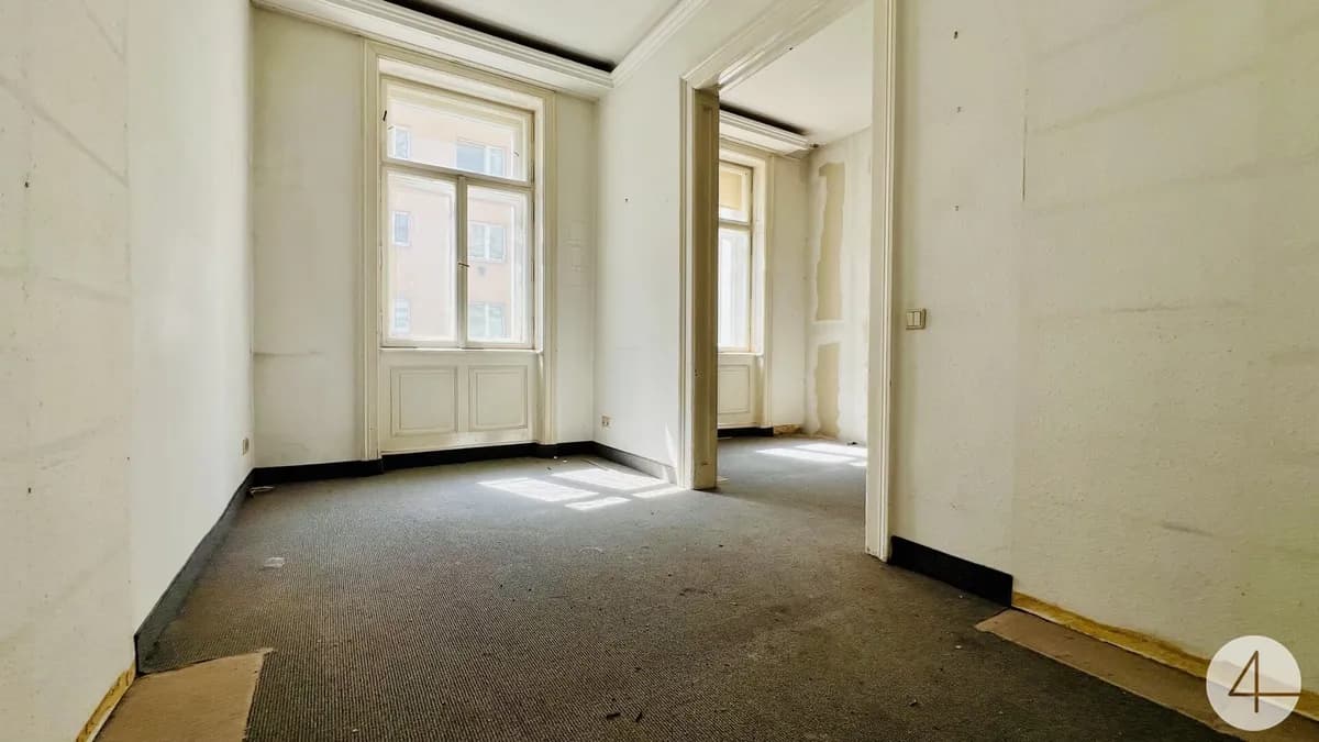 Sanierungsbedürftige 2-Zimmer-Altbauwohnung im Alsergrund
