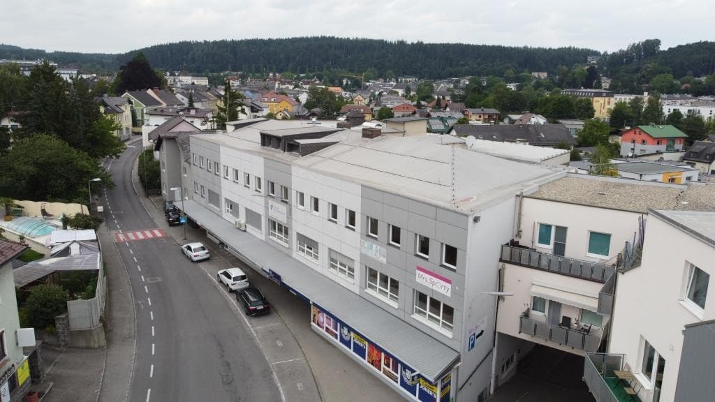 Vermietetes Büro- und Geschäftsgebäude zu verkaufen! VÖCKLA CITY Gute Rendite NEUER PREIS
