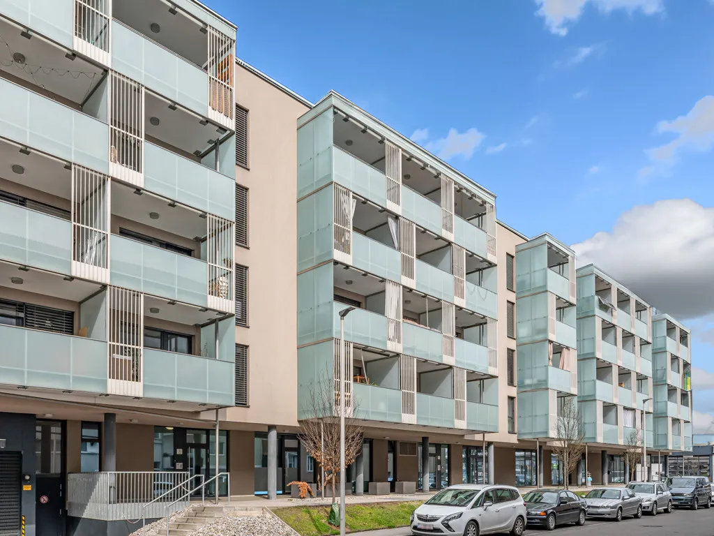 Exklusive Anlegerwohnung in Top-Urfahr-Lage mit traumhaftem Ausblick, 75 m² mit 8 m² Loggia