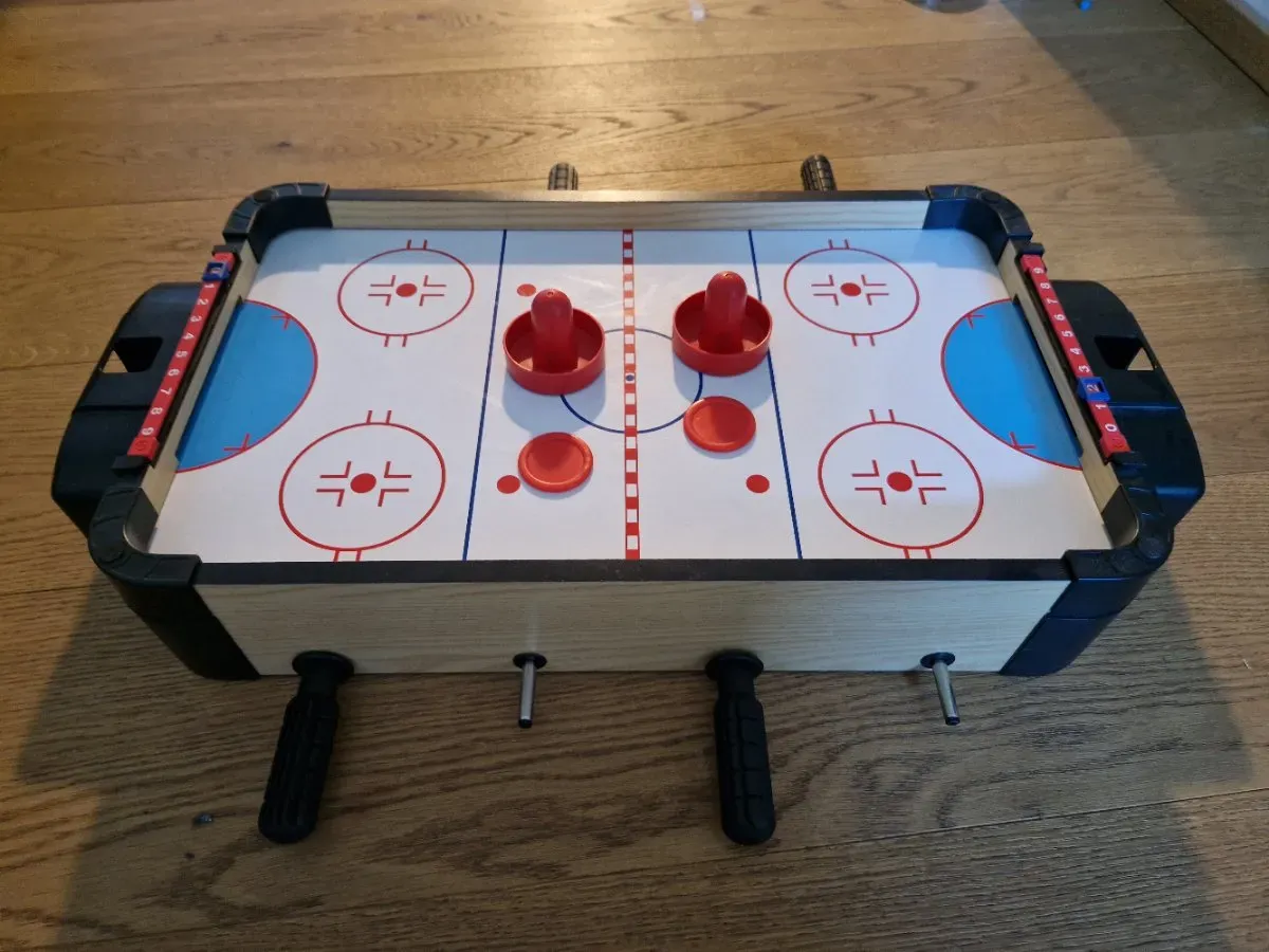Fußball/ Hockeytisch